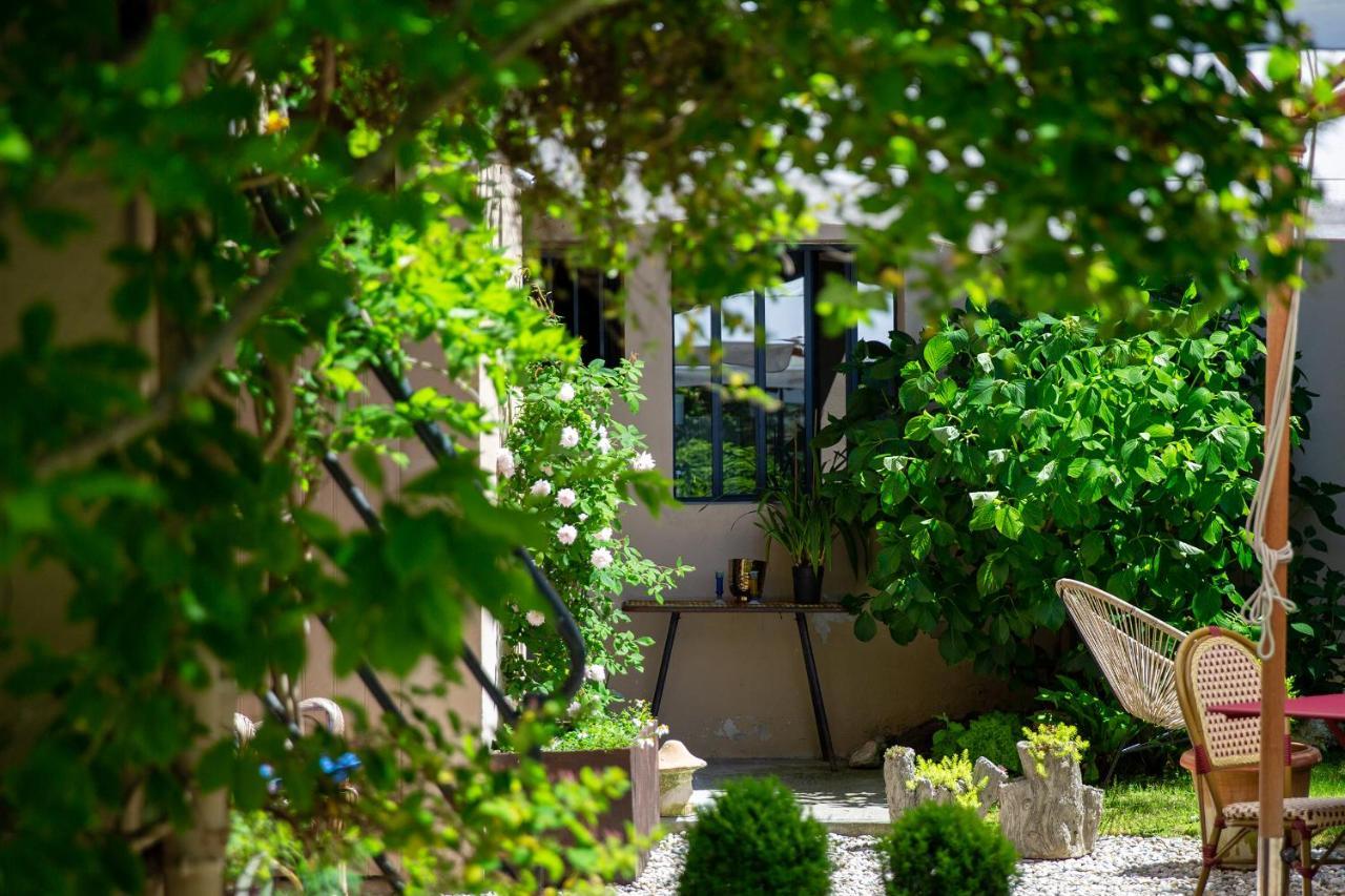 Cote Jardin, Chambres D'Hotes B&B Le Pont-de-Beauvoisin ภายนอก รูปภาพ